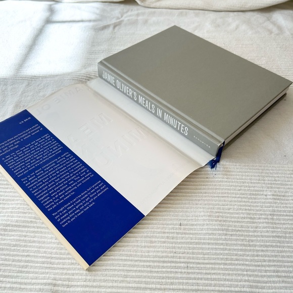 Jamie Oliver's Meals in Minutes cookbook - Picture 9 of 13